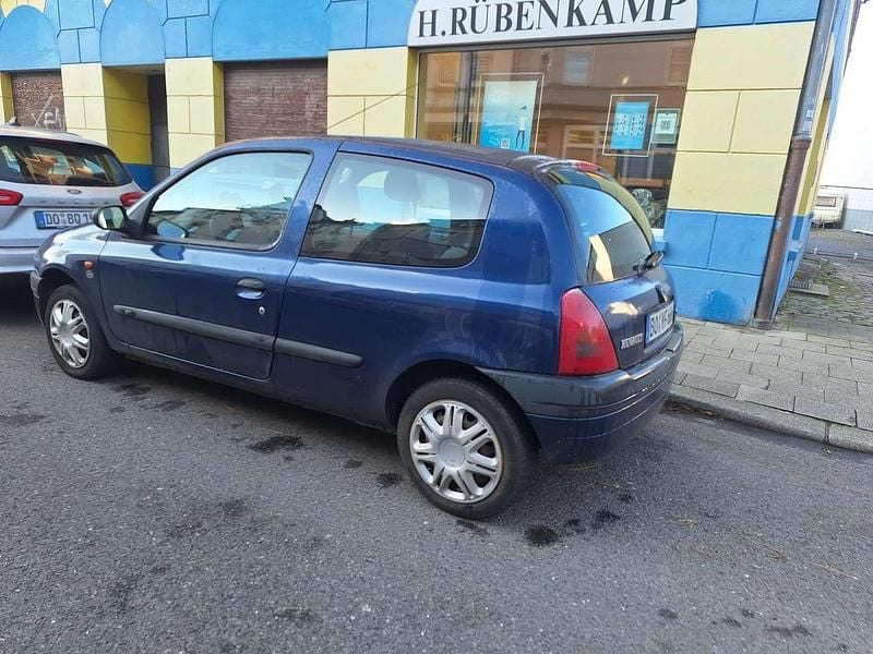 Gebraucht Renault Clio II 58 PS (42 kW) 1999 Limousine
