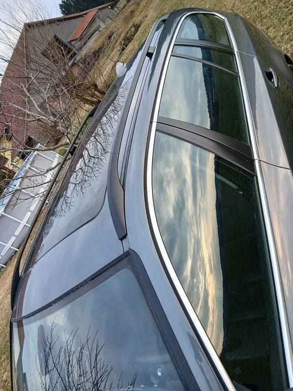 Gebraucht BMW 523 177 PS (130 kW) 2006 Grau Kombi