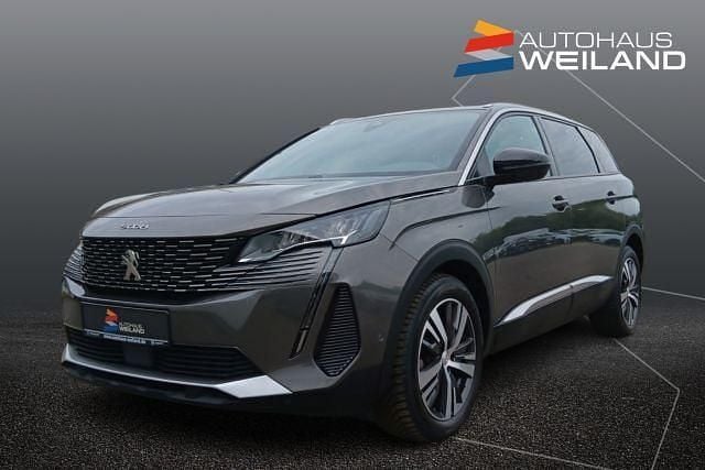 Platinium grau metallic Gebraucht 2023 Peugeot 5008 Allure Van / Kleinbus | 25.900 € (Guter Preis) - Bild 1/4
