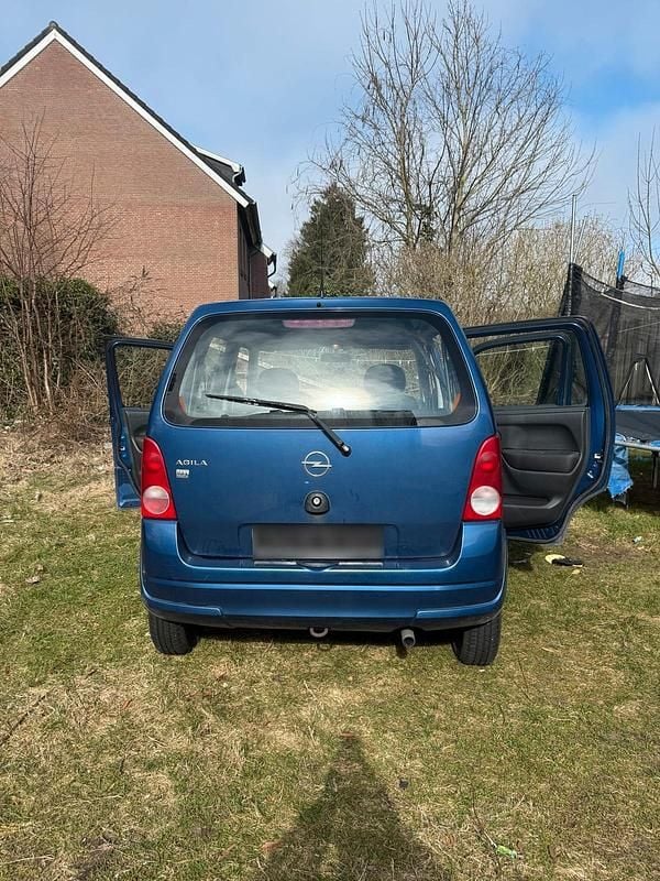 Gebraucht Opel Agila 75 PS (55 kW) 2004 Blau Van / Kleinbus