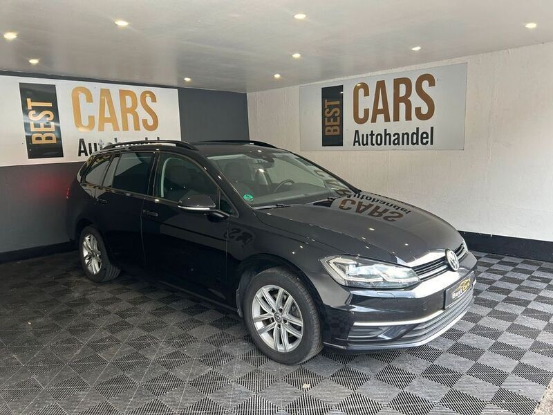 Schwarz Gebraucht 2018 VW Golf VII Comfortline Kombi | 10.700 € (Guter Preis) - Bild 1/4