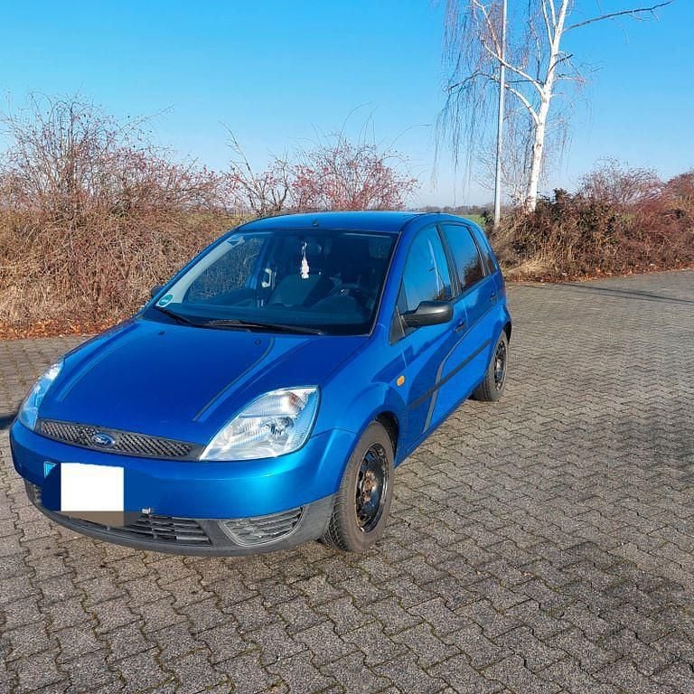 Blau Gebraucht 2003 Ford Fiesta Viva Limousine | 999 € (Guter Preis) - Bild 1/4
