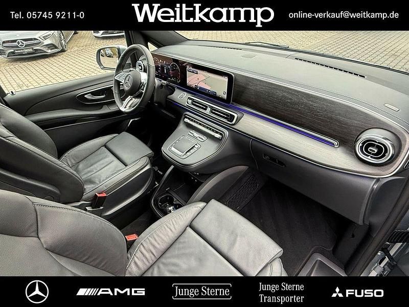 Gebraucht Mercedes V250 AMG 190 PS (139 kW) 2025 Hightechsilber Van / Kleinbus