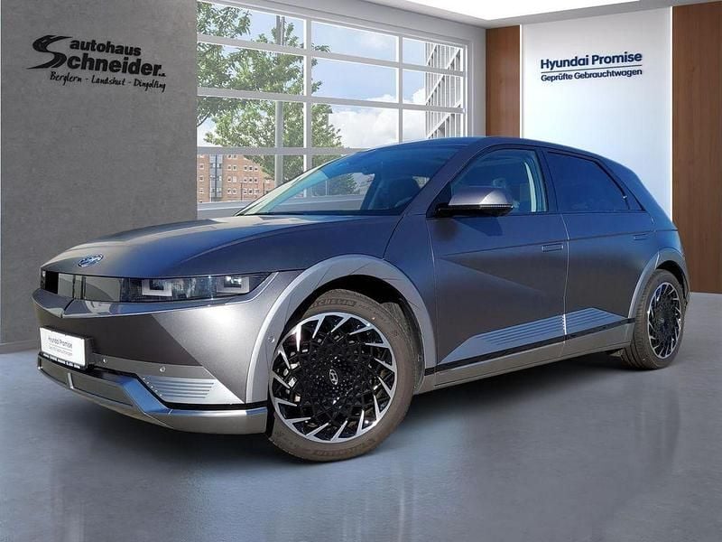Grau Gebraucht 2022 Hyundai Ioniq 6 Techniq Limousine | 29.950 € (Teuer) - Bild 1/4