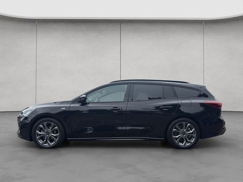 Gebraucht Ford Focus ST-Line X 155 PS (114 kW) 2024 Agate black metallic Kombi