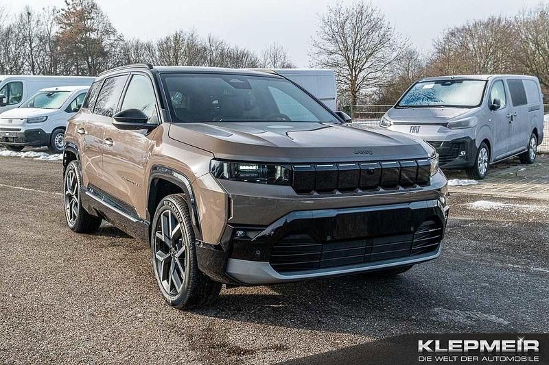 Neu Jeep Compass Summit 156 kW (213 PS) 2026 Schwarz SUV