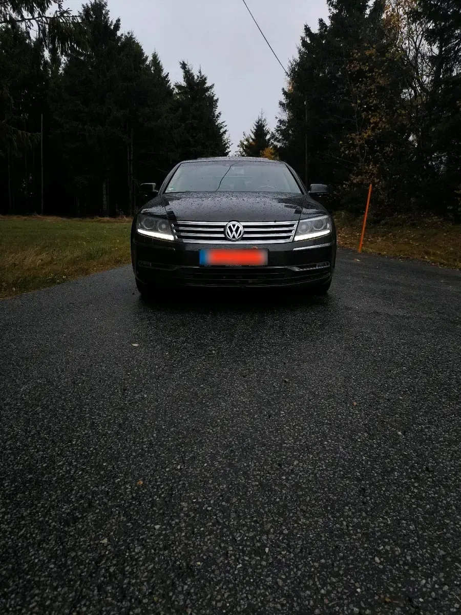 Gebraucht VW Phaeton 240 PS (176 kW) 2013 Grau Limousine