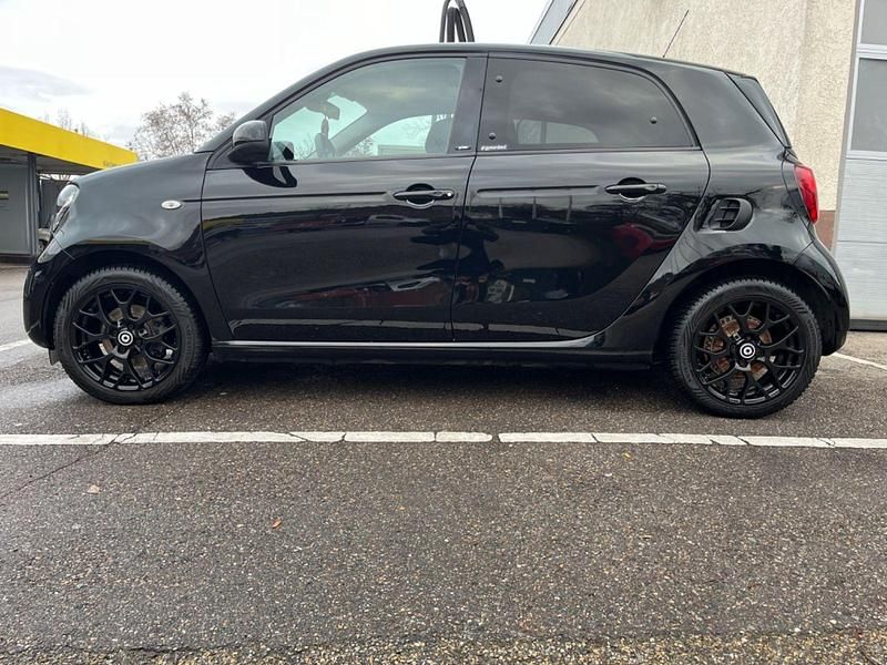 Gebraucht Smart ForFour Prime 90 PS (66 kW) 2016 Schwarz Kleinwagen