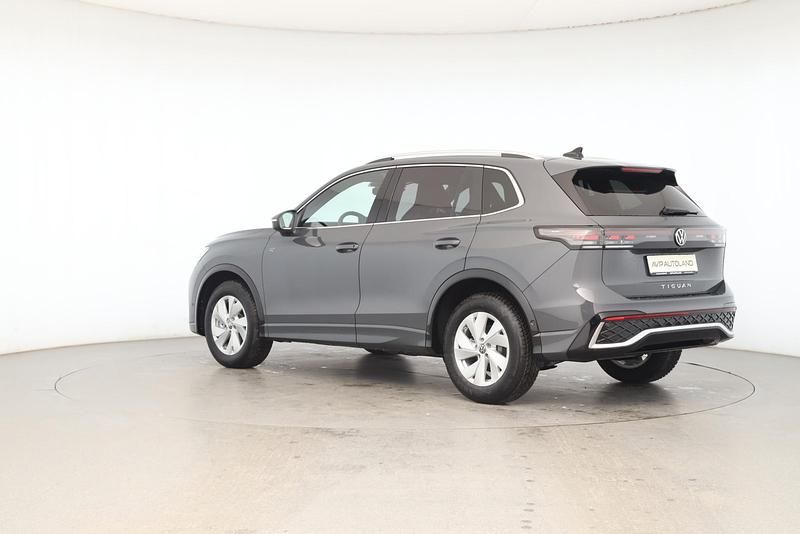 Neu VW Tiguan R-line 150 PS (110 kW) 2026 Delfingrau SUV