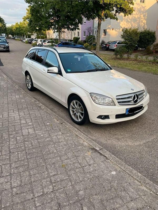 Weiß Gebraucht 2008 Mercedes C180 Elegance Kombi | 4.000 € (Superpreis) - Bild 1/4