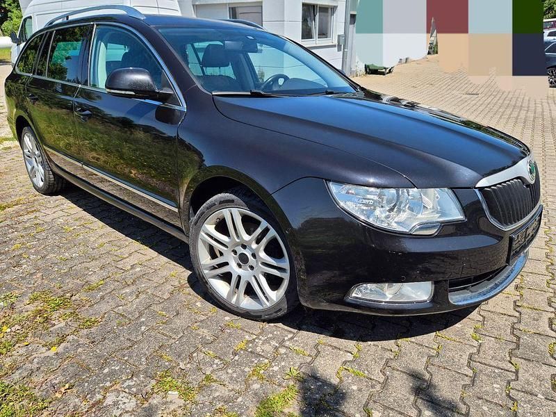 Gebraucht Skoda Superb Elegance 170 PS (125 kW) 2011 Schwarz Kombi