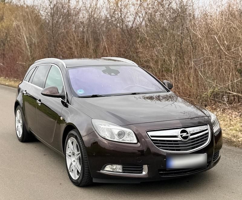 Gebraucht Opel Insignia OPC 194 PS (142 kW) 2013 Braun Kombi