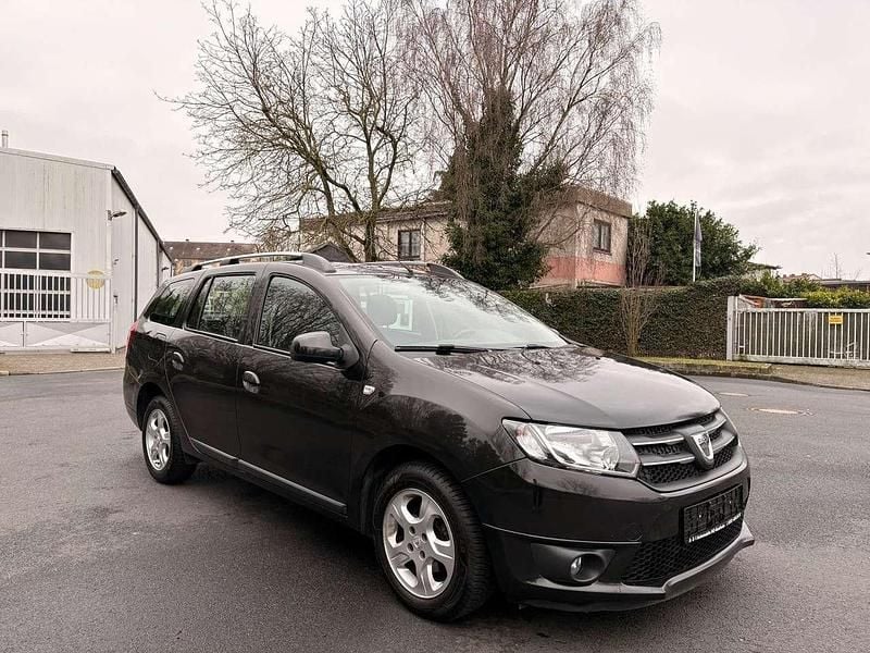 Gebraucht Dacia Logan Prestige 90 PS (66 kW) 2015 Perlmuttschwarz Kombi