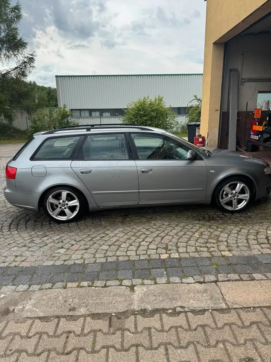 Gebraucht Audi A4 140 PS (102 kW) 2005 Grau Kombi