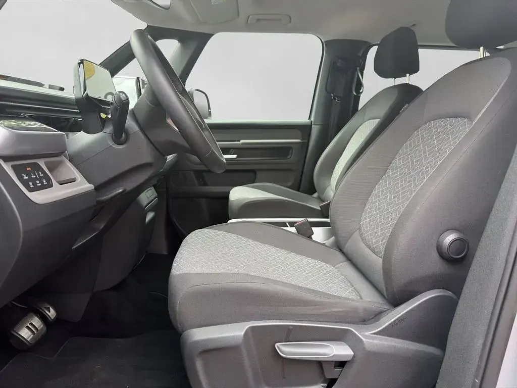 Gebraucht VW ID. Buzz Pro 150 kW (204 PS) 2024 Blau Van / Kleinbus