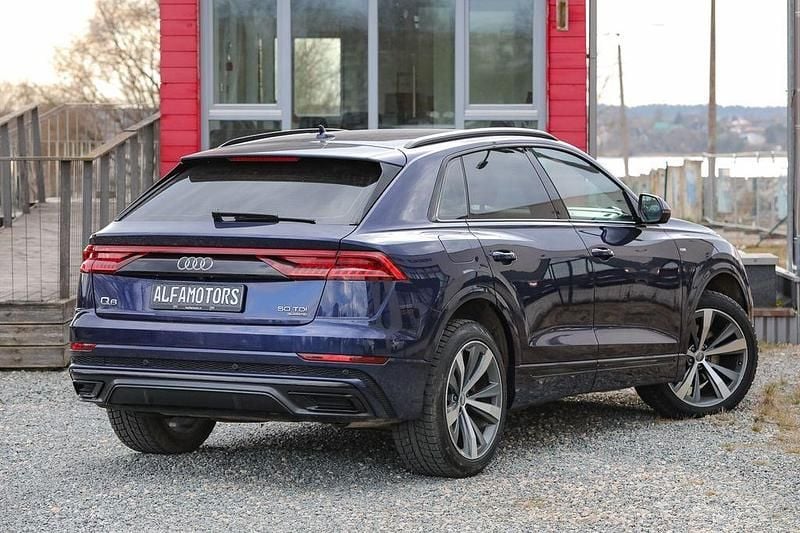 Gebraucht Audi Q8 S-Line 286 PS (210 kW) 2019 Blau SUV