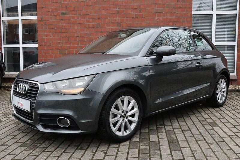 Gebraucht Audi A1 Attraction 105 PS (77 kW) 2010 Grau Kleinwagen