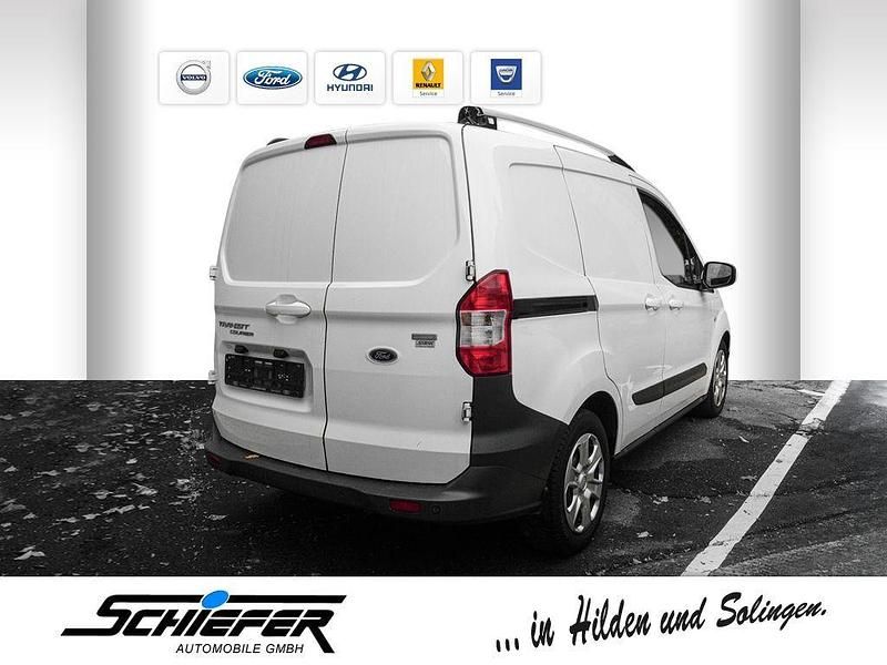 Gebraucht Ford Transit Trend 101 PS (74 kW) 2017 Weiß Van / Kleinbus