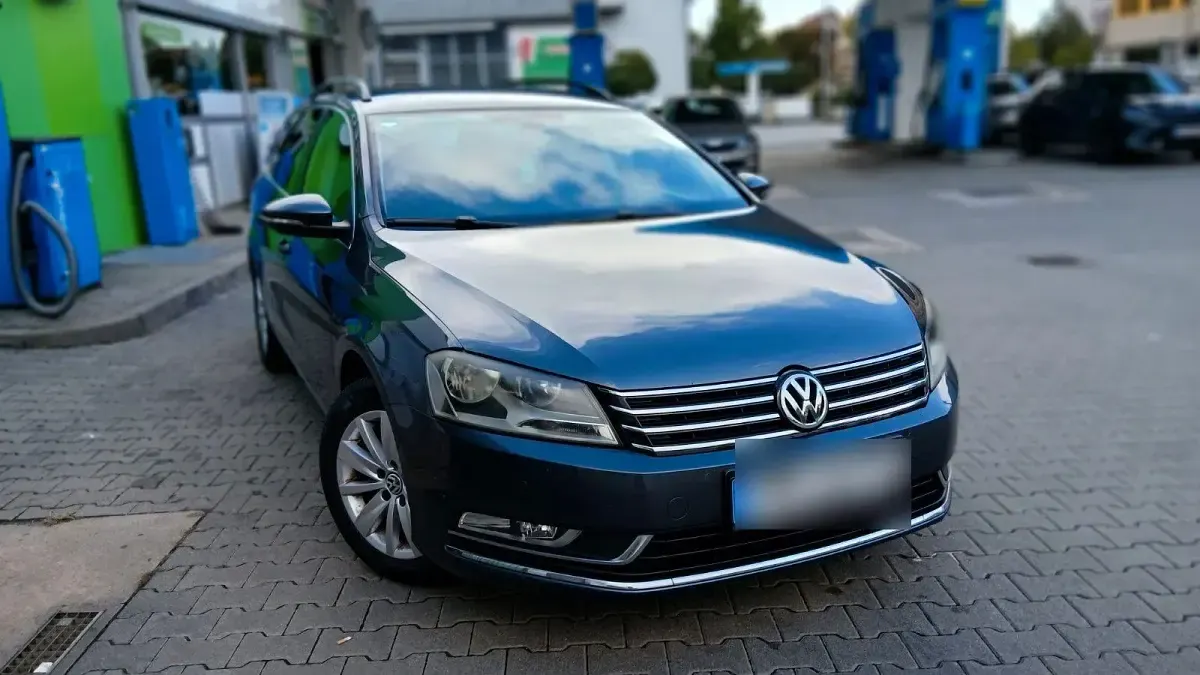Gebraucht VW Passat Highline 105 PS (77 kW) 2011 Kombi