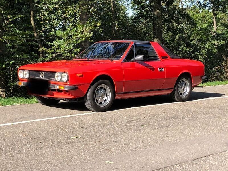 Rot Gebraucht 1979 Lancia Beta Cabrio | 13.500 € - Bild 1/4