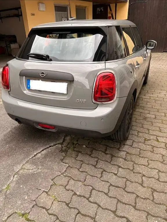 Gebraucht Mini ONE 102 PS (75 kW) 2020 Grau Kleinwagen