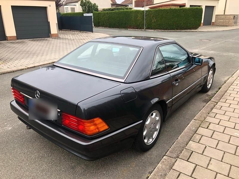 Gebraucht Mercedes SL300 231 PS (169 kW) 1992 Schwarz Cabrio