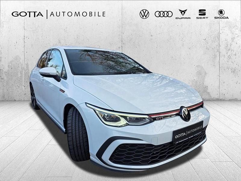 Gebraucht VW Golf VIII GTI 245 PS (180 kW) 2023 Weiß Limousine