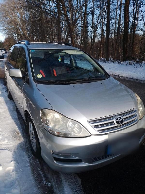 Gebraucht Toyota Avensis 2005 Grau Kombi