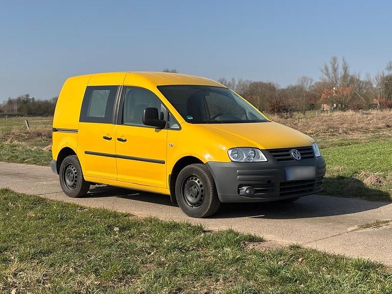 Gebraucht VW Caddy 69 PS (50 kW) 2010 Gelb Van / Kleinbus