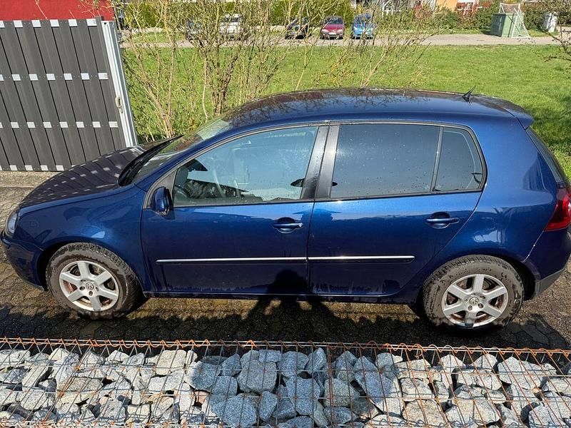 Gebraucht VW Golf VI 102 PS (75 kW) 2008 Blau Kleinwagen