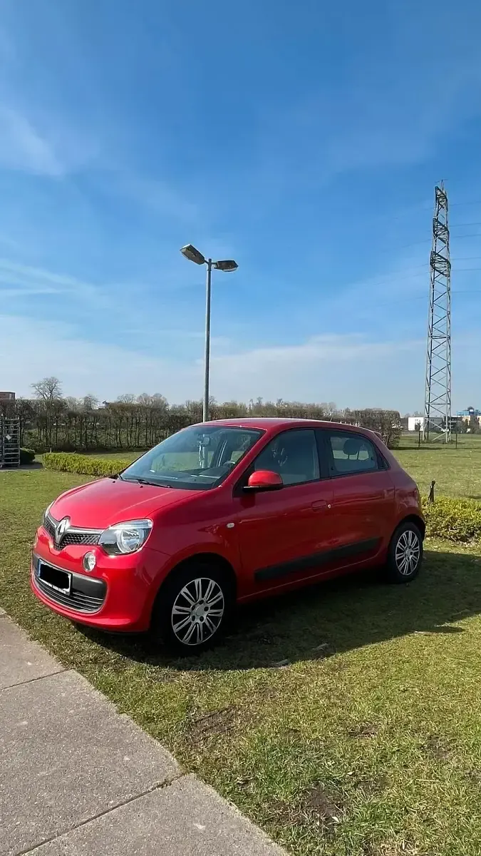 Gebraucht Renault Twingo Life 69 PS (50 kW) 2017 Rot Kleinwagen