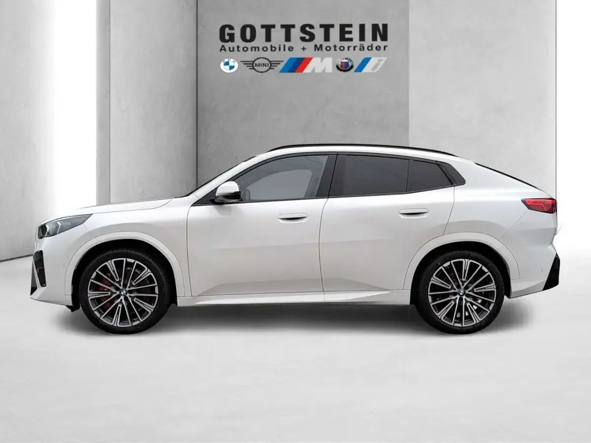 Gebraucht BMW X2 M Sport 163 PS (119 kW) 2025 Alpinweiss iii SUV
