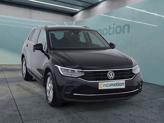 Gebraucht VW Tiguan Move 122 PS (89 kW) 2023 Schwarz SUV