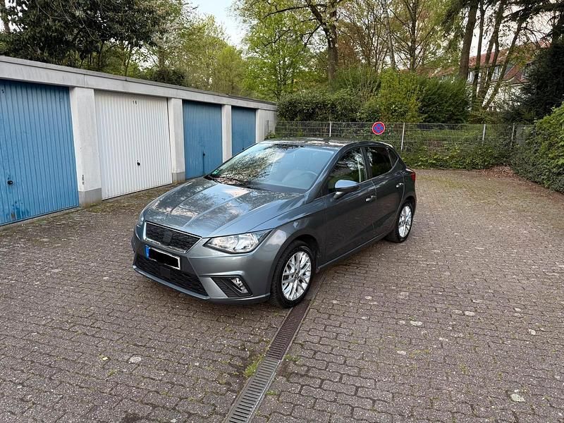 Gebraucht Seat Ibiza Style 75 PS (55 kW) 2017 Grau Kleinwagen