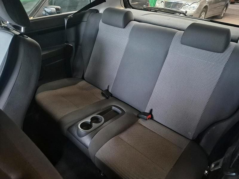 Gebraucht VW Fox 54 PS (39 kW) 2007 Grau Kleinwagen