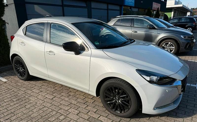 Weiß Gebraucht 2022 Mazda 2 Homura-Line Kleinwagen | 14.950 € (Guter Preis) - Bild 1/4