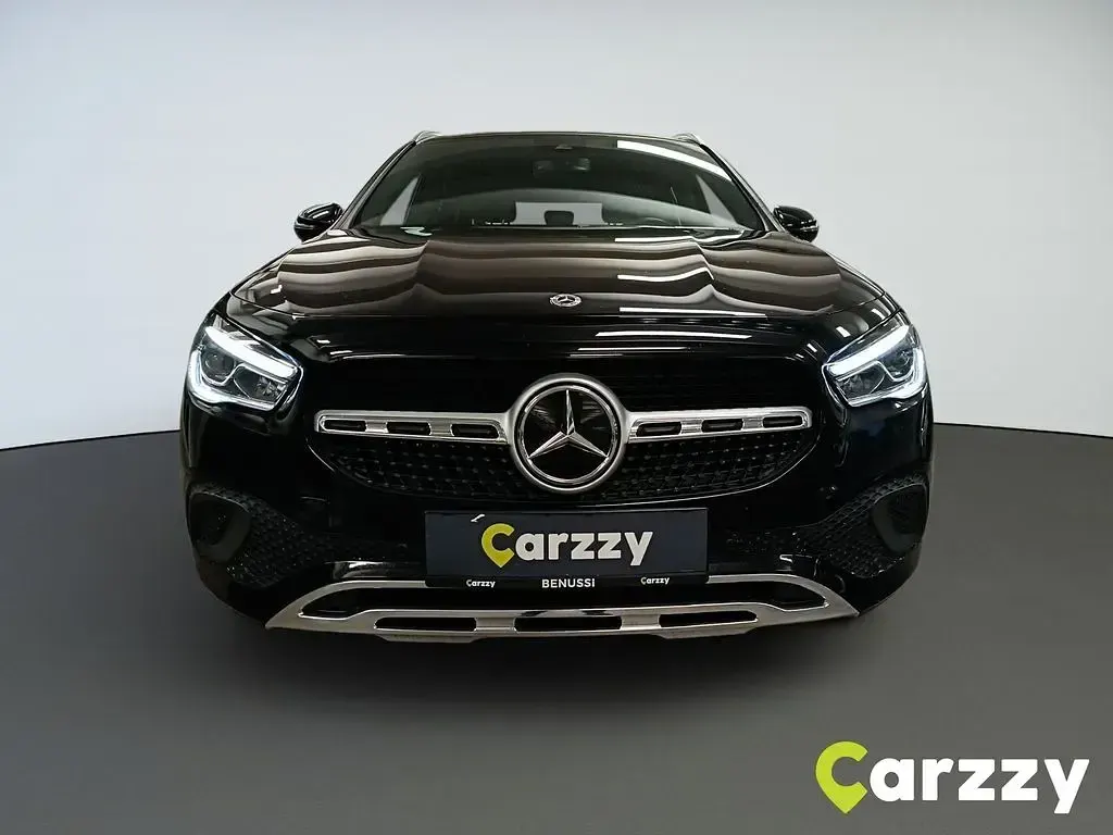 Gebraucht Mercedes 200 150 PS (110 kW) 2023 Schwarz SUV
