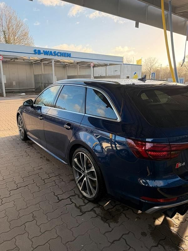 Gebraucht Audi S4 410 PS (301 kW) 2017 Blau Kombi
