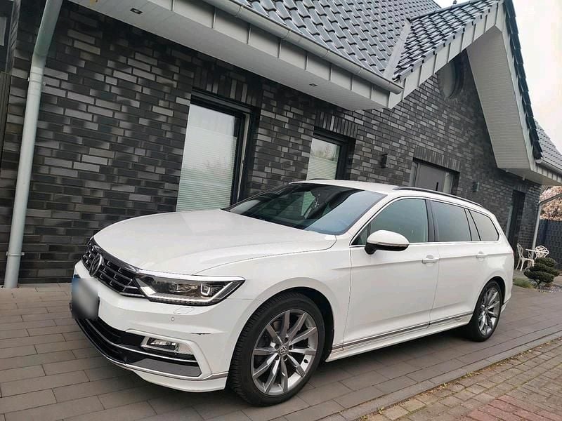 Gebraucht VW Passat R-line 150 PS (110 kW) 2016 Weiß Kombi