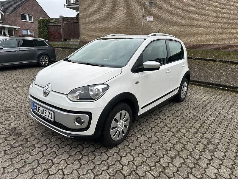 Gebraucht VW cross up! 75 PS (55 kW) 2013 Weiß Kleinwagen