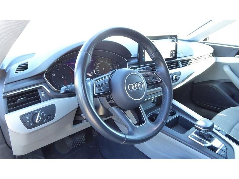 Gebraucht Audi A5 Sportback Advanced 163 PS (119 kW) 2022 Weiß Kleinwagen