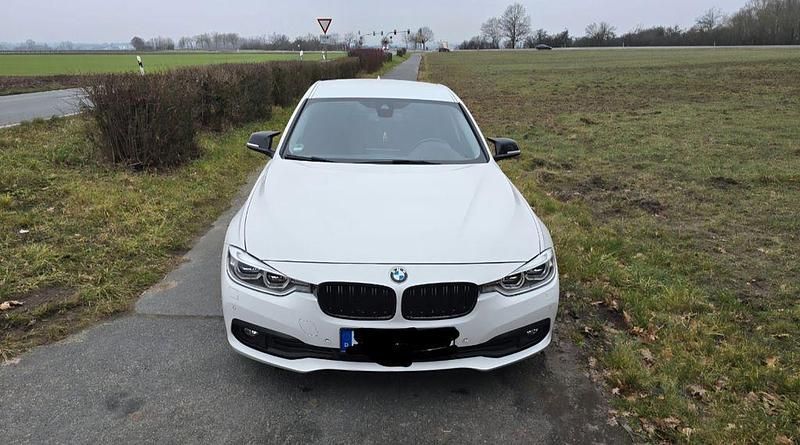 Second-hand BMW 320 Efficient Dynamics 163 CP (119 kW) 2017 Alb Berlinǎ
