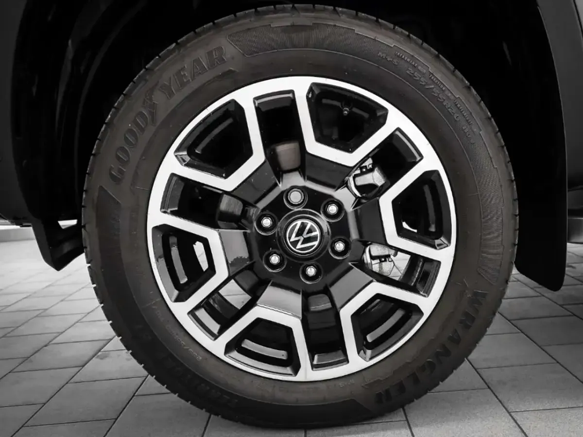 Neu VW Amarok Aventura 241 PS (177 kW) 2026 Dark grey metallic Pickup