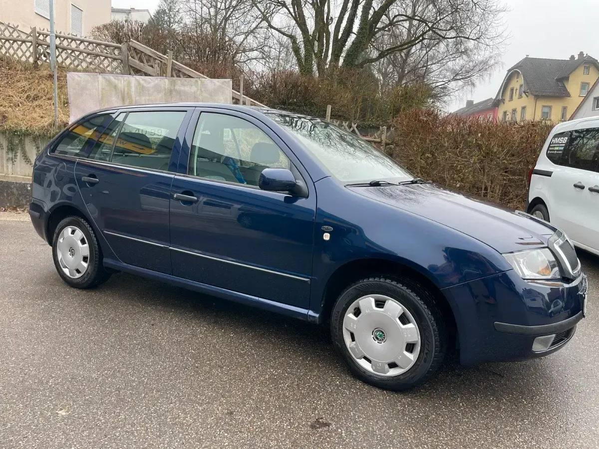 Gebraucht Skoda Fabia 101 PS (74 kW) 2001 Blau Kombi
