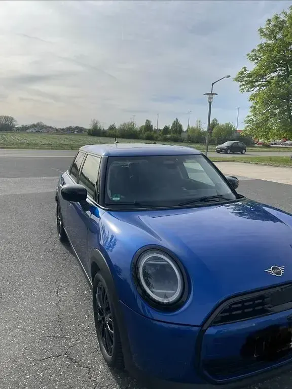 Gebraucht Mini Cooper Classic 156 PS (114 kW) 2024 Blau Kleinwagen