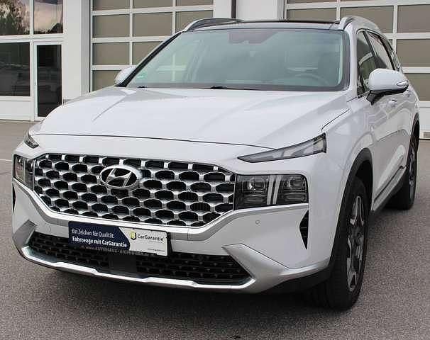 Weiß Gebraucht 2021 Hyundai Santa Fe SUV | 31.030 € (Fairer Preis) - Bild 1/4