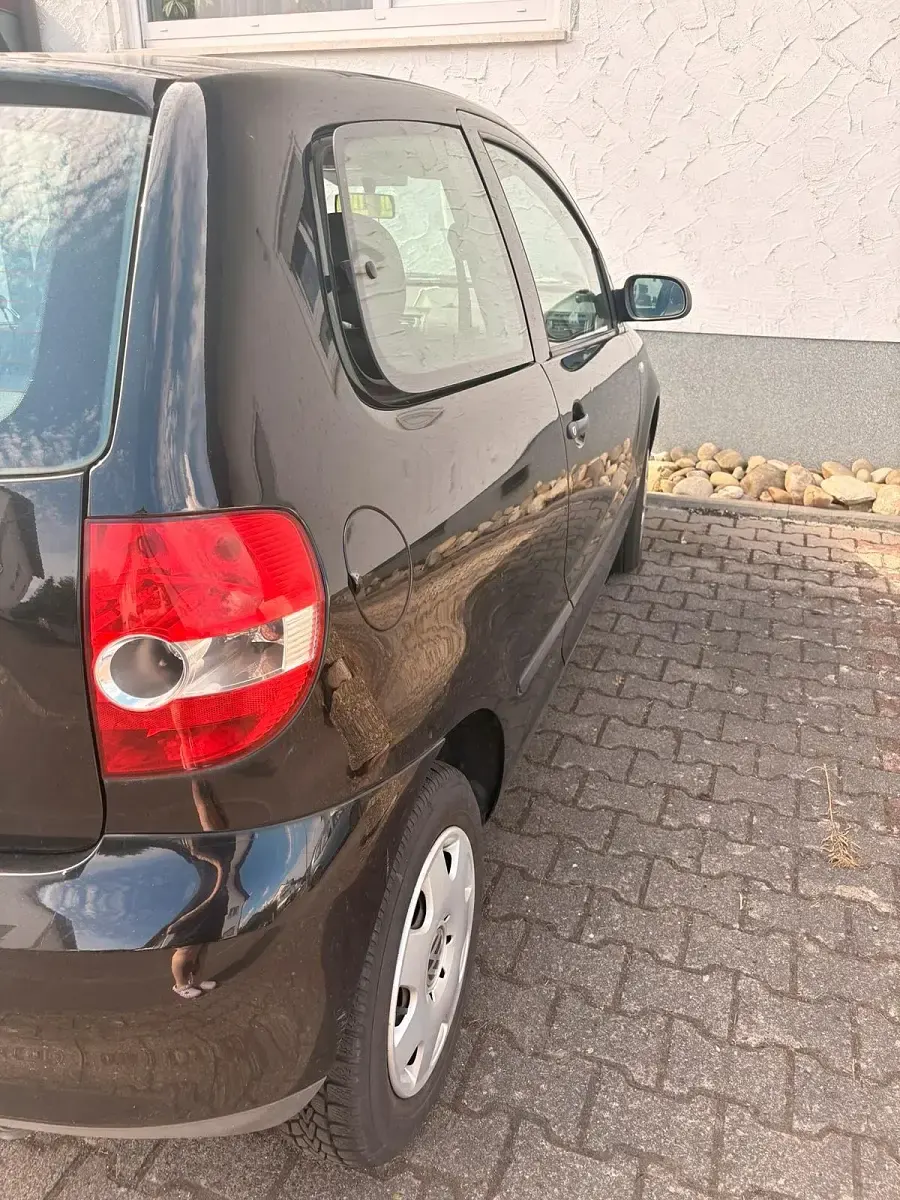 Gebraucht VW Fox 55 PS (40 kW) 2006 Schwarz Kleinwagen