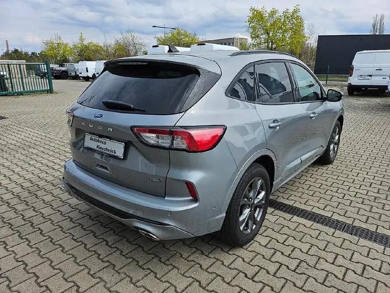 Gebraucht Ford Kuga 224 PS (164 kW) 2023 Solarsilber SUV