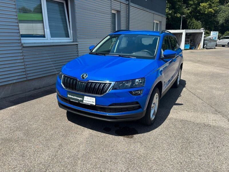 Blau Gebraucht 2021 Skoda Karoq Ambition SUV | 19.990 € (Guter Preis) - Bild 1/3