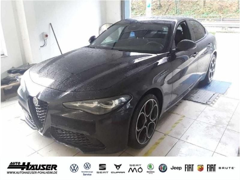 Schwarz Gebraucht 2023 Alfa Romeo Giulia Competizione Limousine | 39.795 € (Fairer Preis) - Bild 1/4